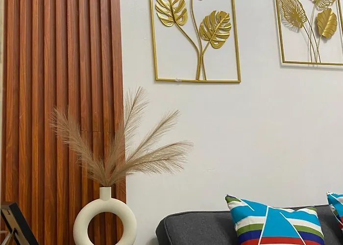 Stern Staycation Moa Sea Residences 民宿 *